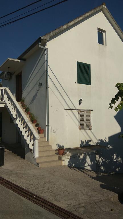 شقة تيفات  في House Sarovic المظهر الخارجي الصورة